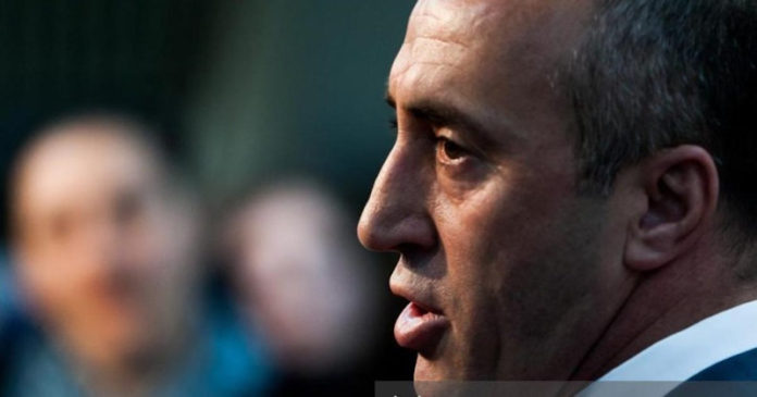 Ramush Haradinaj në fotografi të shtypit