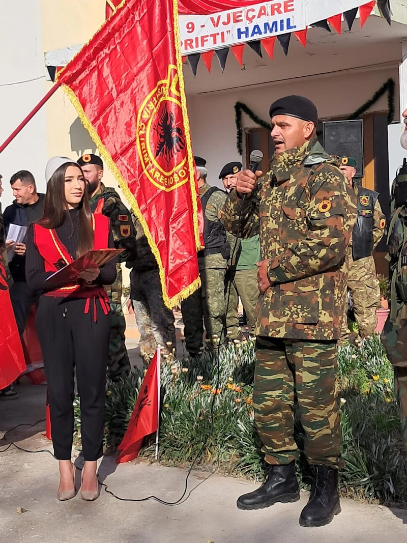 Adem Jashari - bust në Hamil, Fier