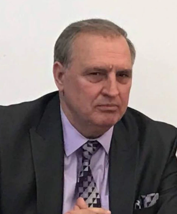 Luz P. Thaqi