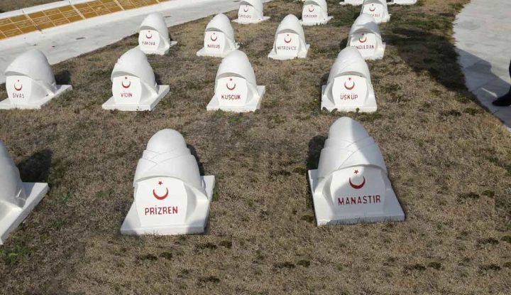 Varrezat e viktimave në Çanakala
