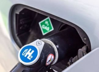 Mirupafshim, makina elektrike? Kompania gjermane revolucionon motorin me hidrogjen H2 wasserstoff tankstelle am flughafen Stuttgart