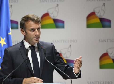 Emmanuel Macron - Italy peace conference