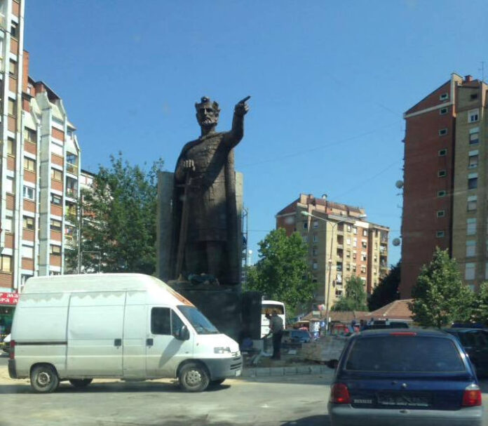 Car Llazari në Mitrovicë