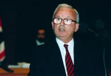 ADEM DEMAÇI – METAFORË E QËNDRESËS Adem Demaçi