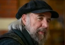 “PLAKAT E MARSIT” ME TË “REJAT” PARTIAKE Kalosh Çeliku