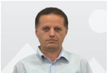 Matematika drejton karrierat Lekë Pepkolaj