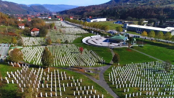 Srebrenica genocide memoria