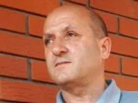 VDEKJET NË KANTIER – poezi nga Hajdin Morina Hajdin Morina