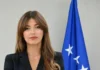 Krizat e pambaruara politike dhe institucionale në Kosovë Albulena Haxhiu
