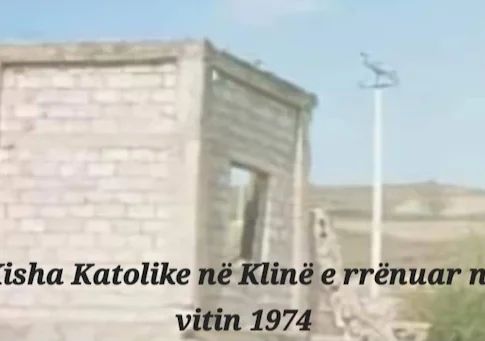 Kisha katolike Klinë - rrënuar, 1974