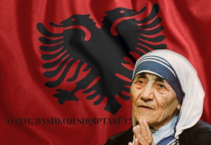 Nënë Tereza me flamur Nënë Tereza me flamur