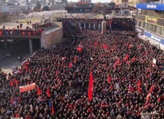 MANIPULIMI KA EMËR Protesta për të arrestuarit në Hagë - Maqedoni