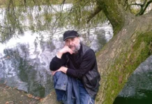 PATRIOTË TË VONUAR ME BREKË MBI PANTOLLONA Kalosh Çeliku - rrapi