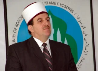 Përçarja e kombit po shkatërron gjithçka: Dorëheqja e Naim Tërnavës dhe Bashkësisë Islame te Kosovës është urgjente Naim Tërnava