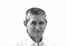 Flamur në stuhi Arif Ejupi