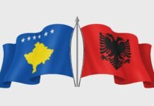 Republika e Kosovës, nga sot, del nga adoleshenca dhe hyn në epokën e pjekurisë shtetërore Flamujt - Shqipëri - Kosovë
