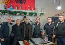 18 vjetori i pavarësisë me nipat e Feriz Krasniqit në Treviso! Florim Zeqa - me shqiptarë në Treviso