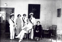 Gruaja shqiptare dhe lëvizja feministe, 1937-38 Zogu me motrat e tij