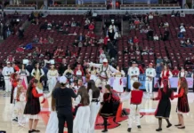 KËNGË E VALLE SHQIPTARE NË NBA NË ÇIKAGO