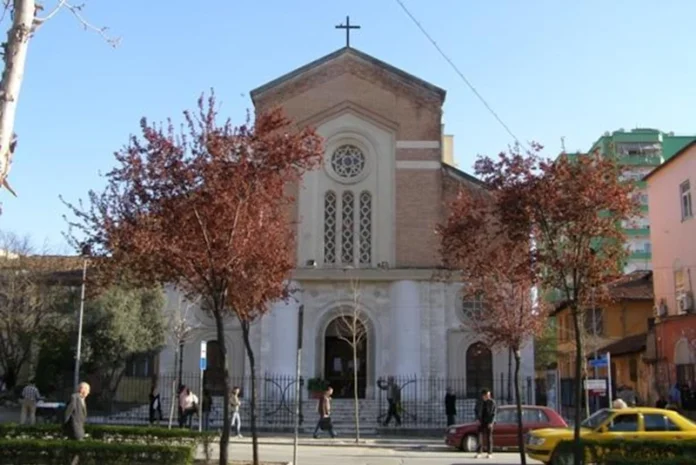 Kisha katolike, Tiranë