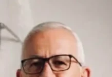 KËNGA FLUTUROI NË SHI Avdush Canaj