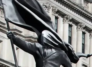 Skulptura e Banskyt dhe realiteti politik në Kosovë Skulptura Bansky