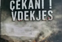 Romani “Çekani i vdekjes” i autorit Xhavit Çitaku arrin të shndërrojë historinë në letërsi dhe dhimbjen në kujtesë kolektive. Nga Prof. OSMAN AHMETGJEKAJ Romani “Çekani i vdekjes” i Xhavit Çitakut paraqet një nga përpjekjet më të fuqishme në prozën bashkëkohore shqiptare për të ndërthurur historinë me letërsinë. I ndërtuar mbi ngjarje reale dhe përjetime të drejtpërdrejta, ky roman shpalos një tablo të gjerë të vuajtjeve dhe qëndresës së popullit shqiptar në Drenicë gjatë periudhës 1944–1999. Përmes një strukture të fragmentarizuar, por organikisht të lidhur, autori krijon një rrëfim që është njëkohësisht dëshmi historike dhe vepër artistike. Në qendër të tij qëndron njeriu përballë dhunës, por edhe përballë nevojës për të ruajtur dinjitetin dhe kujtesën. Në qendër të tregimit janë Elezi dhe Meta, dy figura që simbolizojnë errësirën morale dhe dhunën ekstreme, përgjegjës për vrasje makabre të bashkëqytetarëve të tyre. Krimet e tyre, të cilat mbetën të pandëshkuara, përbëjnë një metaforë të përjetshme për mungesën e drejtësisë dhe rëndësinë e të kujtuarit si akt moral dhe historik. Nëpërmjet tyre, romani shpalos një pyetje të thellë mbi përgjegjësinë dhe trashëgiminë e dhunës, si edhe sesi ajo ndikon në brezat pasardhës. Trashëgimia e tyre, përmes djemve që bashkëpunuan me ushtrinë dhe policinë serbe në luftën e fundit në Kosovë, tregon sesi errësira kalon në brezat pasardhës dhe se si bashkëpunimi me pushtuesin shkatërron themelet e komunitetit dhe besimit midis njerëzve. Në kontrast të fuqishëm me dhunën e Elezit dhe Metës, romani sjell portretet prekëse të nënës Gjylë dhe gruas Hava — dy gra që përfaqësojnë humbjen, vuajtjen dhe shpresën e përjetshme të një komuniteti të plagosur. Nëna Gjylë, që pret kthimin e djalit të saj të vetëm, Hamdiun, dhe gruaja Hava, që humbi burrin në fushën e punës dhe nuk e pa më kurrë, përmbajnë intensitetin emocional të historive të humbjeve personale që lufta shkaktoi. Këto rrëfime i japin romanit një dimension human dhe emocional, duke e bërë lexuesin pjesëmarrës në dhimbjen dhe reflektimin mbi pasojat e konfliktit. Përfshirja e figurave historike si Shaban Polluzha dhe Aziz Zhilivoda e lidh romanin me realitetin më të gjerë historik dhe politik. Këta persona përfaqësojnë përpjekjet e komunitetit për rezistencë dhe liri, por edhe sfidat e vazhdueshme për të ruajtur dinjitetin dhe identitetin në një kohë kur padrejtësia dhe dhuna duket se dominojnë. Ky shtresim historik i jep romanit peshë dhe kontekst, duke shkuar përtej dramës personale në një reflektim të shoqërisë në tërësi. Ndërthurje e dimensionit artistik me atë etik dhe historik “Çekani i vdekjes” i Xhavit Çitakut mund të vlerësohet si një roman i rëndësishëm që ndërthur dimensionin artistik me atë historik dhe etik. Ai nuk është vetëm një rrëfim për të kaluarën, por një thirrje për ndërgjegjësim dhe reflektim. Përmes paraqitjes së dhunës dhe qëndresës, autori arrin të theksojë rëndësinë e kujtesës dhe të vërtetës si themel i identitetit dhe i së ardhmes. Romani eksploron tema universale si dhuna, padrejtësia, përgjegjësia, humbja dhe shpresa. Ai sfidon lexuesin të reflektojë mbi natyrën e së keqes dhe rolin e saj në jetët e njerëzve, si dhe mbi nevojën për të kërkuar drejtësi dhe për të mos harruar. Nëpërmjet rrëfimeve të familjeve dhe dialogjeve dramatike, tregohet se si traumat e luftës nuk janë vetëm histori të së kaluarës, por plagë që vazhdojnë të ndikojnë në shoqëri dhe breza të rinj. Mesazhi që përcillet është i qartë: liria nuk është vetëm një arritje politike, por një gjendje shpirtërore që kërkon guxim, sakrificë dhe mbi të gjitha, kujtesë. Në këtë kuptim, romani mbetet një dëshmi e fuqishme letrare dhe historike për një periudhë të rëndësishme të historisë shqiptare., duke arritur të shndërrojë historinë në letërsi dhe dhimbjen në kujtesë kolektive.. Denoncim i një mekanizmi të tërë shtypjeje Stili narrativ i romanit është i fuqishëm dhe intim, duke kombinuar rrëfime personale me dialogje familjare dhe përshkrime dramatike. Kjo ndërthurje e bën narrativën të gjallë dhe prekëse, duke krijuar një lidhje të fortë emocionale me lexuesin. Dialogjet intensive dhe rrëfimet e të mbijetuarve japin një dimension autentik, që e çon lexuesin brenda botës së personazheve dhe i lejon të përjetojë vuajtjet dhe shpresat e tyre në mënyrë direkte. Një nga tiparet themelore të romanit është struktura e tij si një mozaik tregimesh, që bashkëformojnë një kronikë të plotë historike të Drenicës. Kjo mënyrë rrëfimi i lejon autorit të kapë një gamë të gjerë përvojash njerëzore, duke kaluar nga tragjeditë individuale te përjetimet kolektive. Ngjarjet e paraqitura nuk janë të izoluara, por pjesë e një sistemi të organizuar dhune që ushtrohet ndaj popullsisë shqiptare, sidomos gjatë dhe pas Lufta e Dytë Botërore. Përmes figurave si oficerët e strukturave shtetërore represive, romani denoncon një mekanizëm të tërë shtypjeje, ku individi shpesh mbetet i pambrojtur përballë pushtetit. Romani përdor një sërë simbolesh dhe metaforash që theksojnë dhe përforcojnë mesazhet dhe emocionet e ngjarjeve të përshkruara: Çekani – Simbolika e titullit është një ndër elementet më të fuqishme artistike të veprës. “Çekani” shndërrohet nga një mjet pune në një instrument vdekjeje, duke përfaqësuar kështu deformimin e vlerave njerëzore në kushte terrori. Ai nuk është vetëm një objekt fizik, por metaforë e një sistemi që godet pa mëshirë dhe pa dallim. Figura të tilla si Meta dhe Elezi mishërojnë këtë brutalitet të zhveshur nga çdo ndjenjë njerëzore, duke u kthyer në simbole të së keqes absolute. Në kontrast me ta, autori vendos personazhe që përfaqësojnë ndërgjegjen dhe humanizmin, si Milena , duke treguar se edhe në rrethana ekstreme ekziston mundësia e zgjedhjes morale. Syri i pëlcitur i Metës i Metës – Ky episod përshkruhet jo vetëm si një ngjarje fizike, por edhe si një simbol i drejtësisë hyjnore apo i ndëshkimit që vjen nga një fuqi më e lartë, e cila dënon krimin dhe padrejtësinë. Për qytetarët e Drenicës, kjo përfaqëson një paralajmërim dhe një kujtesë se çdo veprim i errët ka pasojat e veta. Nëna Gjylë dhe shpresa e humbur – Nëna Gjylë që pret kthimin e djalit të saj të vrarë është një metaforë për dhimbjen dhe pritjen e pafund të shumë familjeve të thyer nga lufta. Ajo përfaqëson amvisërinë e shpresës dhe dëshirën për paqe, megjithë dhimbjen e thellë që i ka mbetur. Humbja dhe toka – Në roman, toka ku ndodhin shumë ngjarje tragjike është një simbol i rrënjëve, i lidhjes me vendin dhe identitetin. Humbja e njerëzve të dashur në atë tokë nënkupton një zhgënjim të thellë dhe një thyerje të lidhjes me origjinën, që shumë herë ka rëndësi thelbësore për rikthimin dhe rindërtimin e jetës. Një mozaik i pasur emocional dhe historik Ky roman është një thirrje për të mos harruar dhe për të kërkuar drejtësi, por edhe një reflektim i thellë mbi natyrën njerëzore dhe fuqinë e faljes. Ai na kujton se pas çdo konflikti fshihen histori njerëzore, që kërkojnë dëgjim, mirëkuptim dhe shërim. Përmes portretizimit të personazheve si Elezi, Meta, nëna Gjylë, gruaja Hava,familja e Fikrijes dhe figurave historike, romani krijon një mozaik të pasur emocional dhe historik që bën të domosdoshëm reflektimin mbi të kaluarën dhe përpjekjen për një të ardhme më të mirë. Ky libër nuk është vetëm një dëshmi e krimeve, e padrejtësive dhe e luftës. Ai është një thirrje për kujtim, për drejtësi dhe për reflektim. Ai na fton të mendojmë mbi atë se çfarë lirie është ajo që vjen kur ka ende plagë të hapura dhe kur zërat e viktimave nuk dëgjohen. Në qendër të këtij rrëfimi qëndron edhe një parim i thjeshtë: Pa drejtësi nuk ka paqe; pa kujtim nuk ka të ardhme. Dhe për këtë arsye, rrëfimet e Gjyles, Haves, familjes së Fikrijes, Shabanit dhe Aziziit, por edhe rrëfimet e dhimbshme për Elezin dhe Metën, duhet të jenë përherë pjesë e historisë së njerëzimit, si kujtesa e gjallë e një bote që kërkon të përmirësohet. Në mes të këtyre dy botëve, rrinë gratë – Gjylë dhe Hava – motra e Fikrijes, Mirëlinda, të cilat përfaqësojnë mishërimin e dhimbjes së përjetshme, por edhe të shpresës. Ato janë zëri i heshtur që dëshiron të thotë: “Kjo nuk duhet të përsëritet. Ky është çmimi i humbjes sonë, por edhe mësimi ynë i dhimbshëm.” Liria e vërtetë nuk është thjesht mungesa e zinxhirit, por përmbushja e drejtësisë dhe ringjallja e besimit në një të ardhme më të mirë, ku njeriu të jetë më shumë se një histori dhimbjeje, dhe ku shpresa të mos vdesë kurrë. Në errësirën që ndihet pas çdo beteje dhe pas çdo humbjeje, rri një pyetje që ngjitet si hije mbi çdo zemër të thyer: Si është e mundur që njerëzit të bëjnë kaq shumë dëm ndaj njëri-tjetrit? Si mund të mbijetohet, të falet, apo edhe të harrohet? Dialogu dhe monologu e bëjnë rrëfimin më dinamik dhe e afron lexuesin në botën e brendshme të personazheve Roli i gruas në këtë roman është veçanërisht i theksuar. Personazhe si Hyka, Fikrija apo Nëna Shukrije nuk janë vetëm viktima të dhunës, por edhe bartëse të forcës morale dhe shpresës. Ato përfaqësojnë një dimension të ri të qëndresës, ku sakrifica, kujdesi për familjen dhe guximi për të thënë të vërtetën bëhen forma të fuqishme rezistence. Në këtë mënyrë, romani kontribuon edhe në afirmimin e rolit të gruas në historinë dhe shoqërinë shqiptare. Nga ana stilistike, vepra karakterizohet nga një gjuhë e pasur dhe e drejtpërdrejtë, e cila t arrin të transmetojë intensitetin emocional të ngjarjeve. Përdorimi i figurave letrare, si metafora, krahasimi dhe personifikimi, e pasuron tekstin dhe i jep atij një dimension poetik, edhe pse trajton tema të rënda dhe shpesh tronditëse. Dialogu dhe monologu e bëjnë rrëfimin më dinamik dhe më të besueshëm, duke e afruar lexuesin me botën e brendshme të personazheve. Përshkrimet e dhunës janë të drejtpërdrejta dhe pa zbukurime, çka e forcon efektin e tyre dhe e bën romanin një dëshmi të fuqishme kundër harresës. Kujtesa historike dhe përfaqësimi i dhunës në romanin “Çekani i vdekjes” në krahasim me veprat e letërsisë shqiptare Letërsia shqiptare ka trajtuar në mënyra të ndryshme raportin midis individit dhe historisë, sidomos në kontekste të dhunës, pushtimit dhe traumës kolektive. Në këtë kuadër, romani “Çekani i vdekjes” i Xhavit Çitakut paraqet një kontribut të rëndësishëm si një vepër që ndërthur dëshminë historike me rrëfimin artistik. Për ta kuptuar më mirë vlerën dhe veçantinë e tij, është e nevojshme të krahasohet me disa prej veprave më përfaqësuese të letërsisë shqiptare, si “Kronikë në gur” dhe “Vdekja më vjen prej syve të tillë”. Ky krahasim ndihmon në evidentimin e mënyrave të ndryshme të trajtimit të historisë, dhunës dhe kujtesës në prozën shqiptare. Një nga elementet kryesore që bashkon këto vepra është prania e historisë si sfond dhe si forcë përcaktuese e fatit të individit. Në “Kronikë në gur” të Ismail Kadare, historia e Luftës së Dytë Botërore paraqitet përmes syrit të një fëmije, duke krijuar një distancë estetike dhe një dimension simbolik. Në të kundërt, “Çekani i vdekjes” e trajton historinë në mënyrë të drejtpërdrejtë dhe të zhveshur nga metaforzmi i tepruar, duke e paraqitur dhunën në gjithë brutalitetin e saj. Kjo e bën romanin e Çitakut më afër një kronike dokumentare, ku ngjarjet dhe personazhet janë të lidhura ngushtë me realitetin historik të Drenicës gjatë periudhës 1944–1999. Ndërkaq, në romanin “Vdekja më vjen prej syve të tillë” të Rexhep Qosja, vëmendja zhvendoset nga ngjarjet e jashtme drejt botës së brendshme të individit. Qosja fokusohet në përjetimin psikologjik të frikës, ankthit dhe pasigurisë, duke krijuar një atmosferë të rënduar ekzistenciale. Në këtë drejtim, romani i Çitakut dallon për faktin se nuk ndalet gjatë në analizën introspektive, por e vendos theksin në rrëfimin e ngjarjeve dhe në dokumentimin e traumës kolektive. Kështu, ndërsa Qosja eksploron dimensionin e brendshëm të traumës, Çitaku e shpalos atë në planin historik dhe shoqëror. Një tjetër aspekt i rëndësishëm krahasues është mënyra e përfaqësimit të dhunës. Në veprat e Kadaresë, dhuna shpesh filtrohet përmes simbolikës dhe alegorisë, duke krijuar një distancë estetike që e bën atë më të pranueshme në planin artistik. Përkundrazi, në “Çekani i vdekjes”, dhuna paraqitet në mënyrë të drejtpërdrejtë dhe tronditëse, pa ndërmjetësim të fortë simbolik. Figura e “çekanit” si instrument vrasjeje është një metaforë e fuqishme, por njëkohësisht mbetet e lidhur ngushtë me realitetin konkret të krimeve të përshkruara. Kjo qasje e afron romanin me një estetikë të realizmit brutal, ku qëllimi kryesor nuk është vetëm efekti artistik, por edhe dëshmia dhe ndërgjegjësimi. Në aspektin e strukturës narrative, dallimet janë po ashtu të dukshme. “Çekani i vdekjes” është ndërtuar si një seri tregimesh të ndërlidhura, duke krijuar një strukturë mozaike që pasqyron kompleksitetin e historisë. Në të kundërt, romanet e Kadaresë dhe Qosjes kanë një strukturë më të unifikuar dhe një vijë narrative më të qëndrueshme. Kjo formë e fragmentarizuar te Çitaku i jep mundësi autorit të përfshijë një numër të madh personazhesh dhe ngjarjesh, duke krijuar një panoramë të gjerë të përvojës kolektive. Një pikë tjetër e rëndësishme është roli i kujtesës. Në të tre veprat, kujtesa është një element qendror, por funksioni i saj ndryshon. Te Kadareja, kujtesa është e lidhur me nostalgjinë dhe rikrijimin artistik të së kaluarës. Te Qosja, ajo është burim ankthi dhe tensioni psikologjik. Ndërsa te Çitaku, kujtesa shndërrohet në një detyrim moral dhe historik, një mjet për të ruajtur të vërtetën dhe për të parandaluar harresën. Motoja e nënkuptuar “mos harro” përshkon gjithë romanin dhe e vendos atë në funksion të ndërgjegjësimit kolektiv. Dhe krejt në fund : Nga kjo analizë krahasuese del se “Çekani i vdekjes” i Xhavit Çitakut zë një vend të veçantë në letërsinë shqiptare bashkëkohore. Në dallim nga qasjet më simbolike të Ismail Kadare dhe ato më introspektive të Rexhep Qosja, ky roman karakterizohet nga një realizëm i drejtpërdrejtë dhe një funksion i theksuar dokumentar. Ai nuk synon vetëm të krijojë art, por edhe të ruajë kujtesën historike dhe të dëshmojë për vuajtjet dhe qëndresën e një populli. Në këtë kuptim, vepra e Çitakut përfaqëson një formë të veçantë të prozës shqiptare, ku letërsia bëhet njëkohësisht akt estetik dhe akt moral. Dhe krejt në fund: “Në këtë botë ku rrëfimet e dhimbjes shpesh mbahen në heshtje, ky roman është dritarja që na lejon të shohim brenda shpirtit të një komuniteti të lënduar. Është një kujtesë se, pavarësisht errësirës që mund të ketë mbuluar të kaluarën, drita e shpresës mund të ndizet përsëri, nëse kemi guximin të përballemi me të vërtetën dhe të ndërtojmë të ardhmen me dashuri dhe drejtësi.” Kjo përmbyllje e këtij vështrimi sjell thelbin filozofik të romanit: dhimbjen e pashlyeshme të luftës, padrejtësinë që mbetet në heshtje, dhe nevojën e patjetërsueshme për të kujtuar dhe për të kërkuar drejtësi, në mënyrë që shpresa dhe liria të jenë më shumë se vetëm ëndërr Xhavit Çiotaku - Çekani i vdekjes