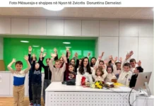 “Gjuha shqipe është trashëgimia më e çmuar që mund t’ua lëmë fëmijëve tanë” Doruntina Demelezi me nxënës