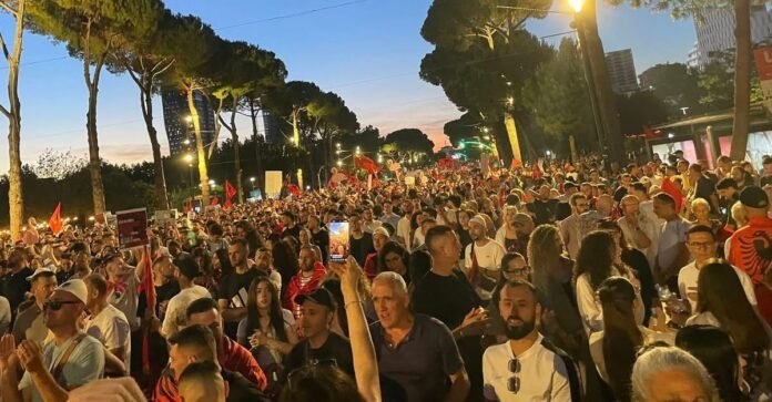 Protesta më e madhe-në 3 dekada