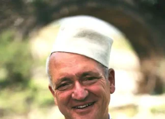 ROBERT ELSIE – ALBANOLOGU I CILI NUK DUHET HARRUAR Robert Elsie