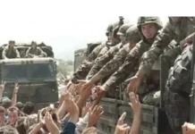 12 qershori 1999~Agimi i lirisë Ushtarët e NATO-s në Kosovë