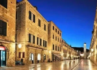 “COLEGIUM RAGUSINUM” NË DUBROVNIK – DROMCA JETE Colegium Ragusinum Dubrovnik