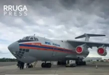Rusia hyn në Nish përmes “misionit humanitar”: sinjal i ri për Ballkanin dhe Kosovën? Avioni rus në Nish