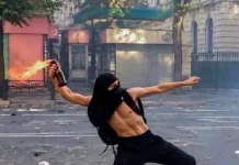 Cunami studentor Djali me molotov