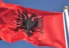 Kur flamuri kuq e zi doli nga heshtja Flamuri shqiptar