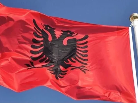 Flamuri shqiptar