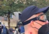 PLUMBAT E GOMËS NË PROTESTAT E TIRANËS: KU MBARON AUTORITETI POLICOR DHE KU FILLON CENIMI I TË DREJTAVE TË NJERIUT? Protestues me plumb gome në qafë